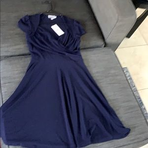 Leota sweetheart neckline navy dress L